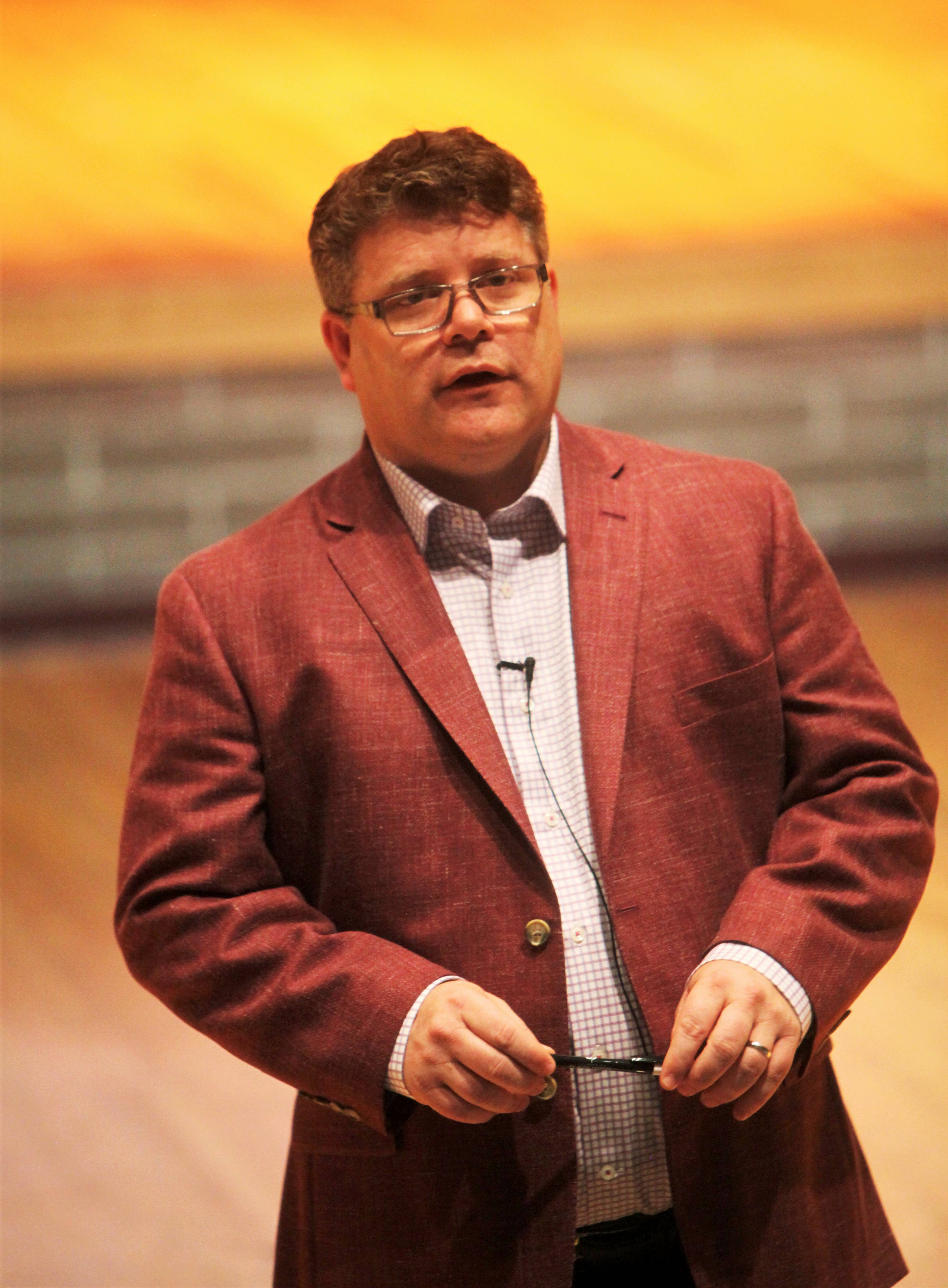 Photograph of Sean Astin