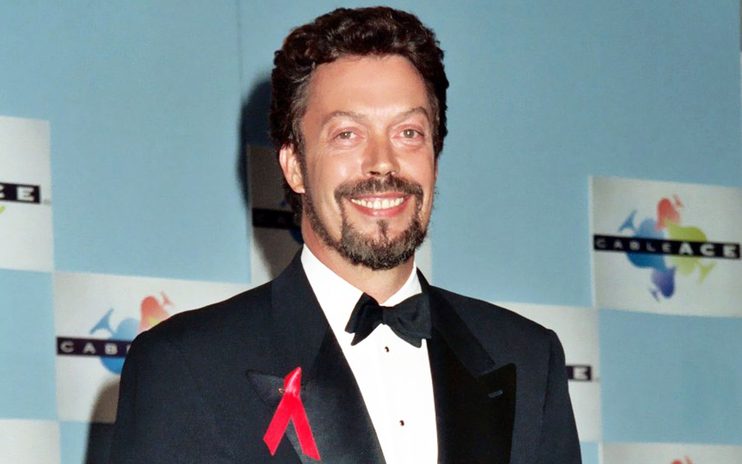 Tim Curry on the red carpet